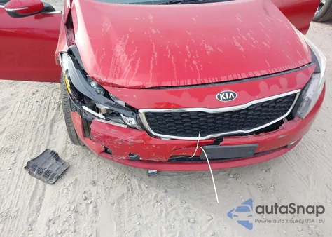 2017 Kia Forte S z USA, uszkodzony, nr VIN 3KPFL4A74HE028746